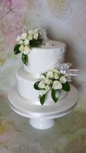 White 2 Tiered Wedding Cake, Wedding Cake with Roses and Fresh Foliage, Cake with Flower Corsage, Classic Simple Wedding Cake