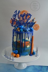 Drip Cake, Kids Cake, Occasion Cake, Blue and Orange Cake, Cake with Lolly Pops