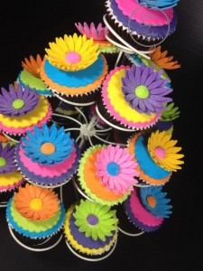 Gerbera Cupcakes, Cupcakes with Bright Flowers, Birthday Cupcakes, Fluroesent Cakes,Birthday cakes for Female