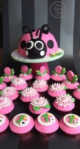 Lady Beetle Cake, Snail Cupcakes, Girl Cakes, 1st Birthday Cakes, Beetle Cake, Garden Themed Cake