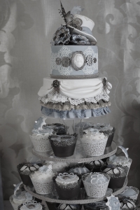 Vintage Cake, Steam Punk Cake, Cakes with Lace, Blue & White Cake, Vintage Cakes and Cupcakes, Vintage, Steampunk, Cakes with Hats